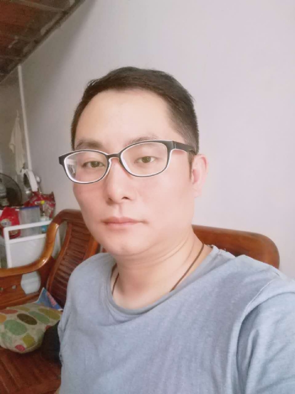 流星的尾巴的第一张照片--宁德婚介网