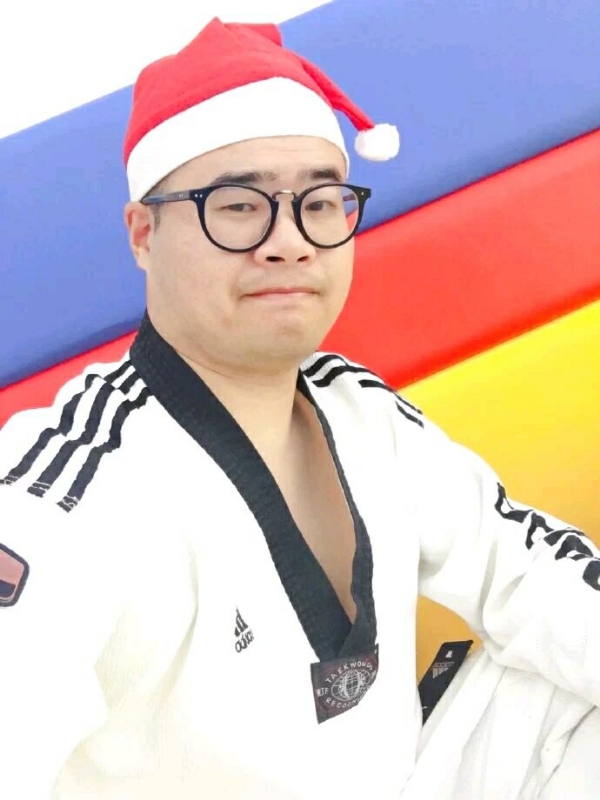 何当重相见的第一张照片--宁德婚介网