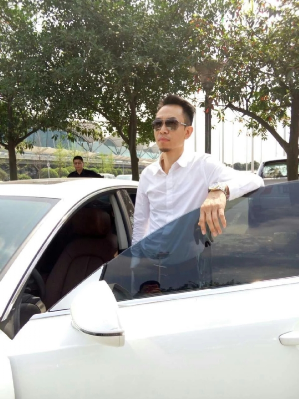 杨岳的第一张照片--宁德婚介网