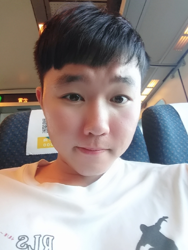 爱玉的第一张照片--宁德婚介网