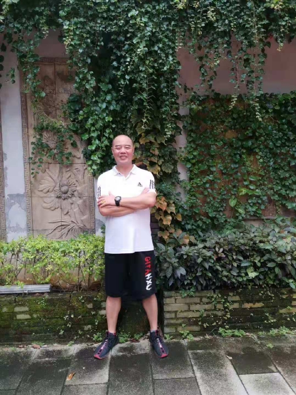 李国伟的第五张照片--宁德婚介网
