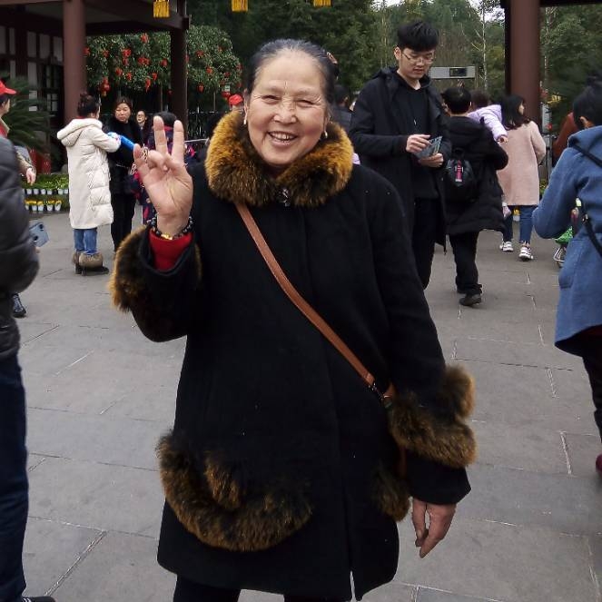 刘刘的第一张照片--宁德婚介网