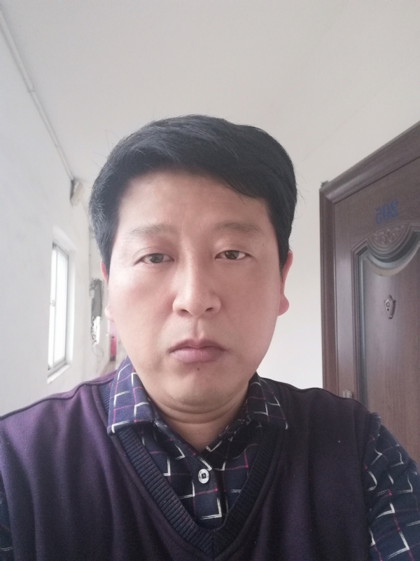 夜色温柔的第四张照片--宁德婚介网
