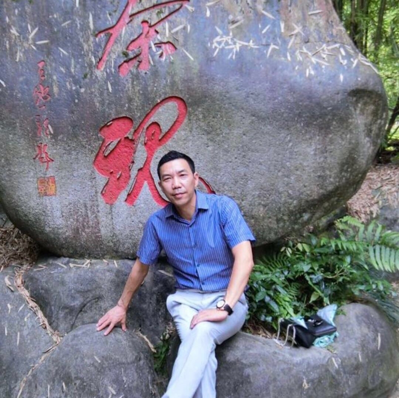 老·黄的第一张照片--宁德婚介网