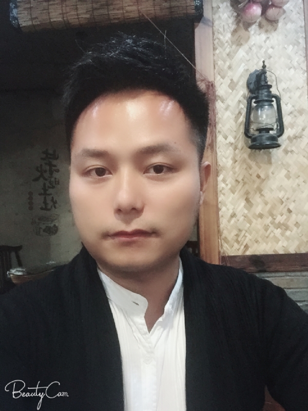 亦初的第一张照片--宁德婚介网