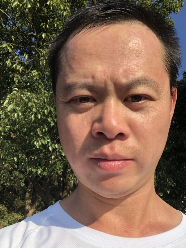 猩猩巨呃的第四张照片--宁德婚介网