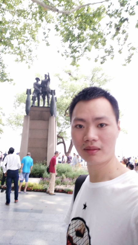 志东的第三张照片--宁德婚介网
