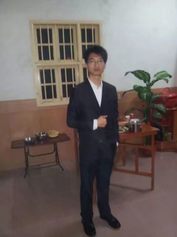 潇湘剑雨的第一张照片--宁德婚介网