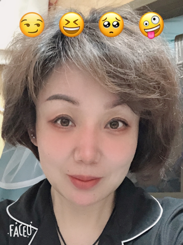 飘拂的第一张照片--宁德婚介网