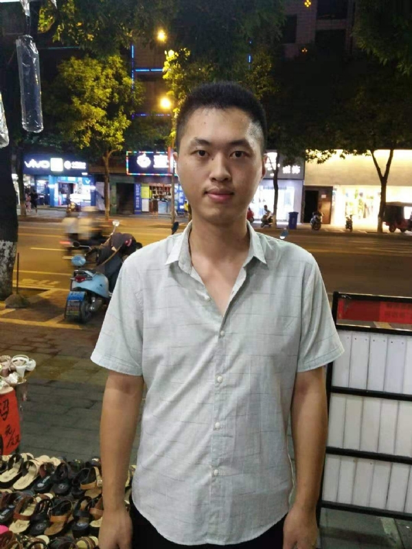 单身的雄鹰的第一张照片--宁德婚介网