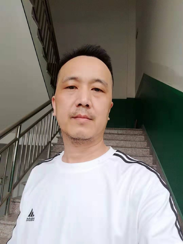 假如风有颜色的第一张照片--宁德婚介网