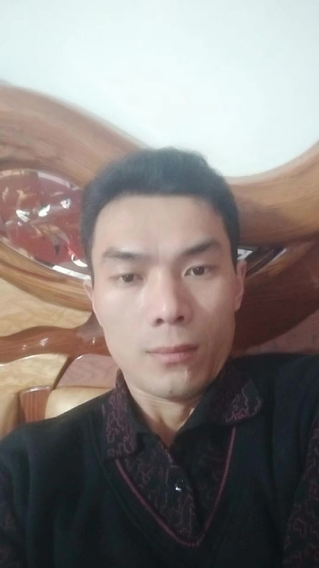 错把真心喂了狗的第四张照片--宁德婚介网
