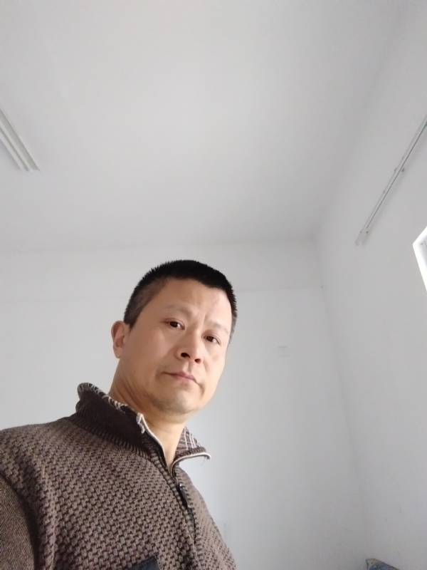 无云的第一张照片--宁德婚介网