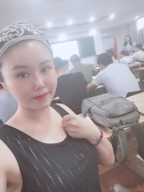 冰欣的第一张照片--宁德婚介网