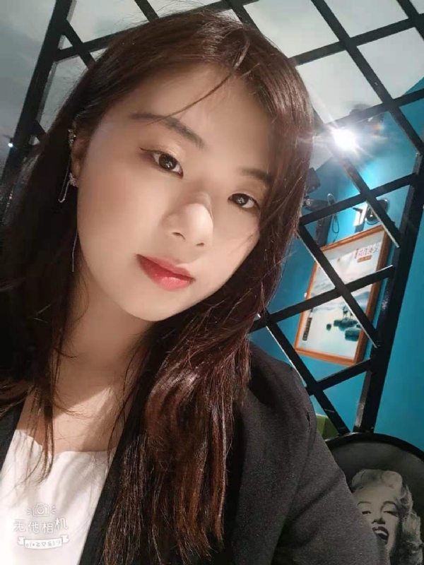 带翅膀的小猫的第一张照片--宁德婚介网