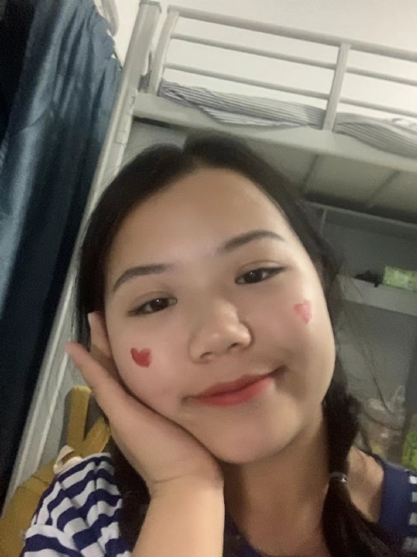 轻轻的一片云的第一张照片--宁德婚介网