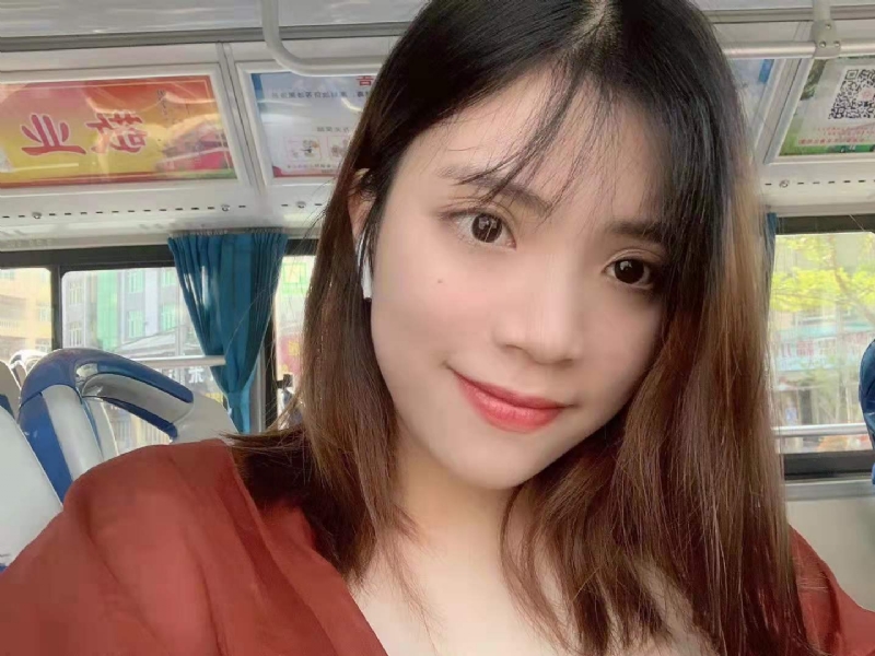 小眼睛的第一张照片--宁德婚介网