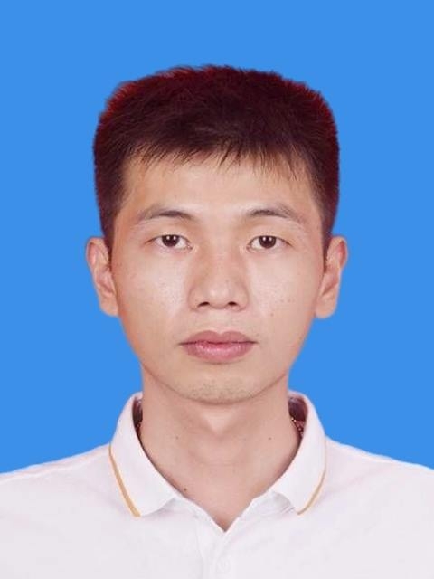 豪雨的第二张照片--宁德婚介网