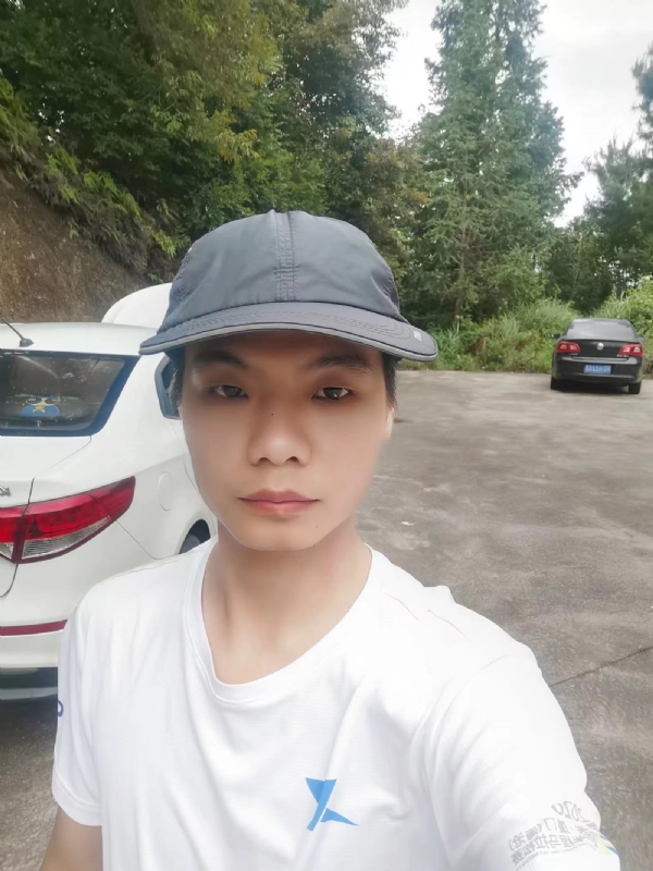 执手幸福的第一张照片--宁德婚介网