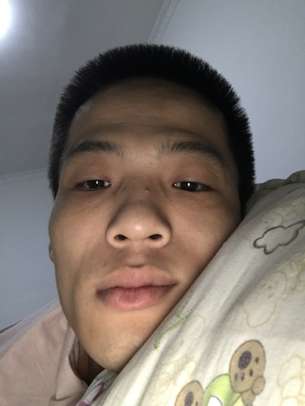 直男的第一张照片--宁德婚介网