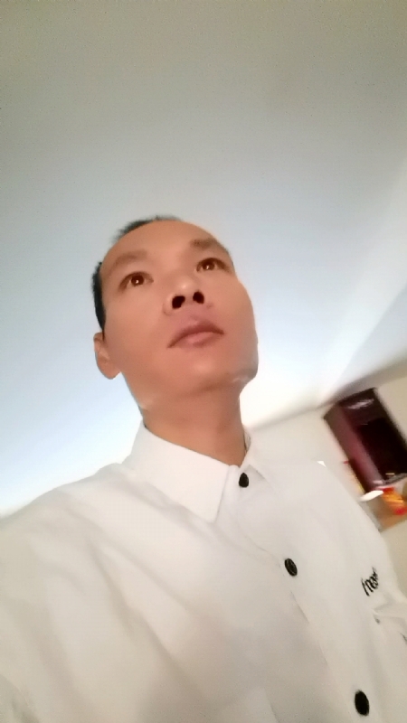 只影向谁去的第五张照片--宁德婚介网
