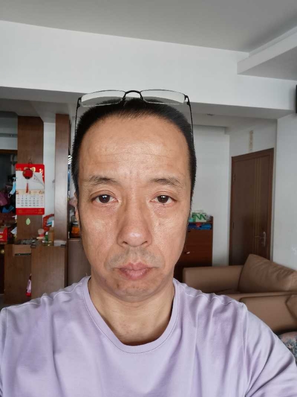 萨博的第一张照片--宁德婚介网