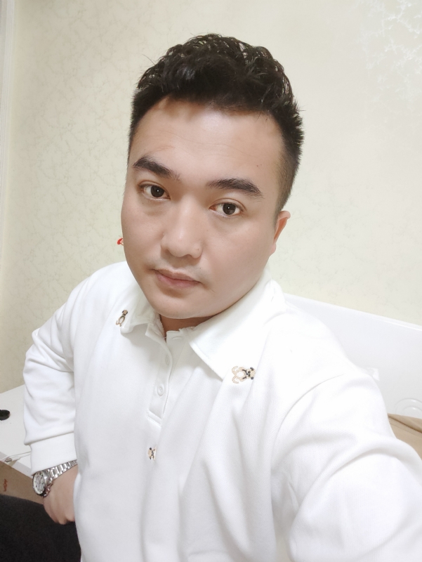 哈哈先生的第三张照片--宁德婚介网