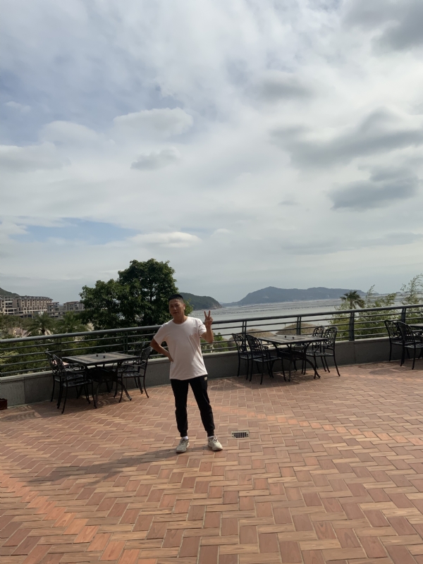 心酸瑟果的第一张照片--宁德婚介网