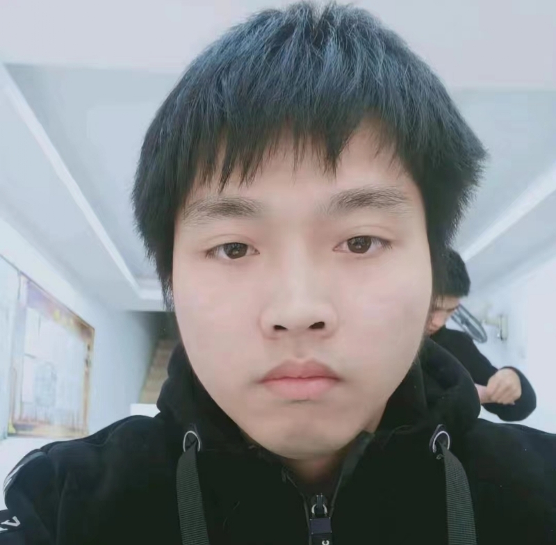无奋斗不清春的第一张照片--宁德婚介网