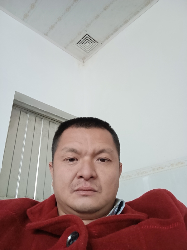 兰成龙的第一张照片--宁德婚介网