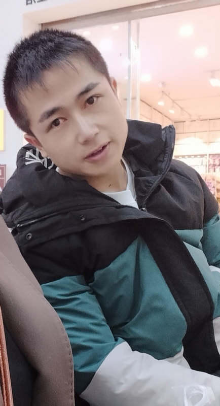 不骄不躁的第一张照片--宁德婚介网